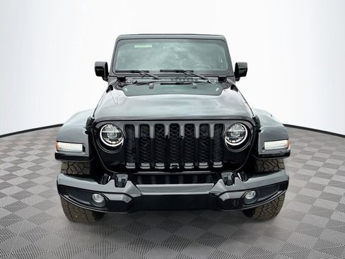 Used 2021 Jeep Gladiator Overland image 2