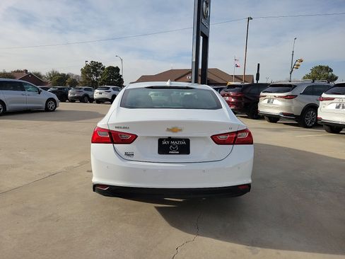 Used 2024 Chevrolet Malibu LT image 6