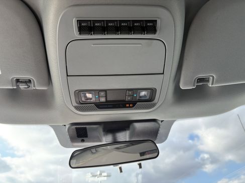 Used 2024 Ford F350 XLT w/ FX4 Off-Road Package image 16