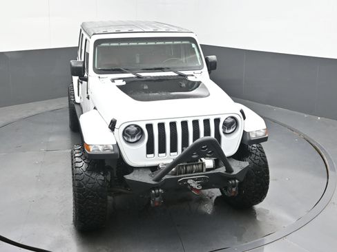 Used 2018 Jeep Wrangler Unlimited Sahara w/ Dual Top Group AWD/4WD image 33