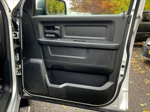 Used 2019 RAM 1500 Express image 23