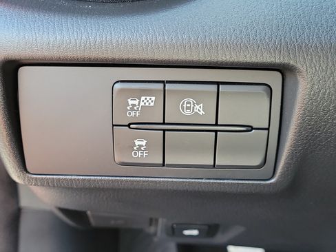 Used 2025 MAZDA MX-5 Miata RF Club RWD image 25