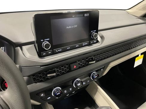 New 2025 Honda Accord SE image 19