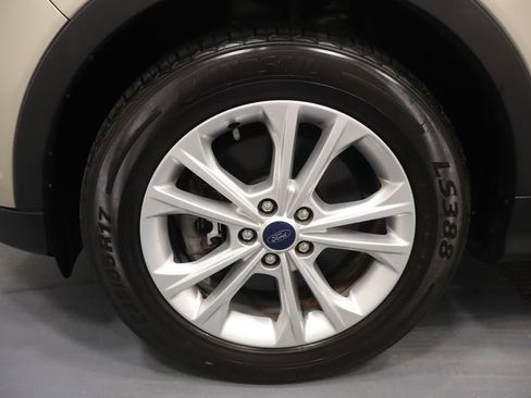 Used 2018 Ford Escape SEL image 25