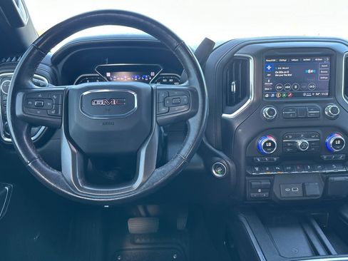 Used 2022 GMC Sierra 2500 AT4 w/ AT4 Premium Plus Package image 16