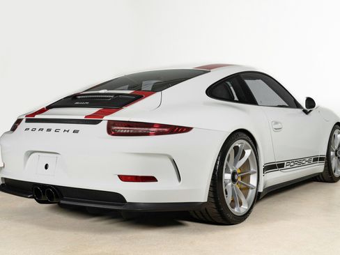 Used 2016 Porsche 911 R image 7
