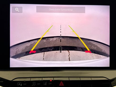 Used 2023 Jeep Compass Latitude w/ Sun and Sound Group image 10