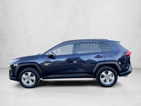 Used 2025 Toyota RAV4 XLE AWD/4WD image 29