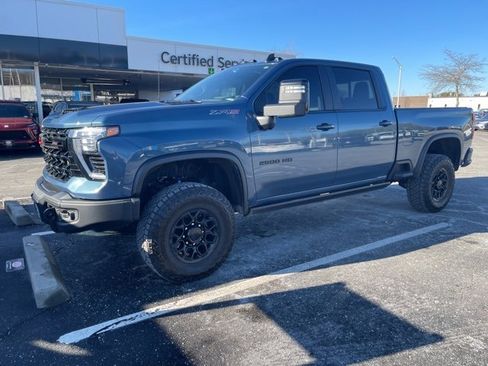 Used 2024 Chevrolet Silverado 2500 ZR2 w/ ZR2 Bison Edition image 1