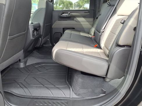 New 2026 Chevrolet Silverado 2500 ZR2 AWD/4WD image 18