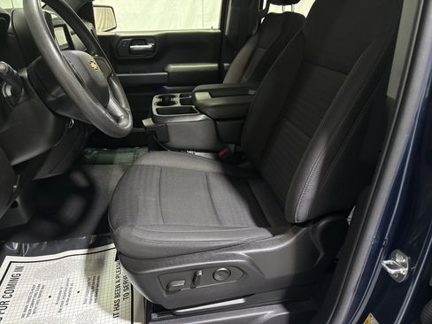 Certified 2022 Chevrolet Silverado 1500 Custom image 17