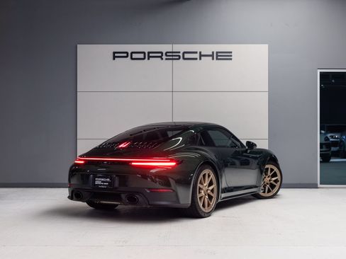 Certified 2026 Porsche 911 Carrera RWD image 7