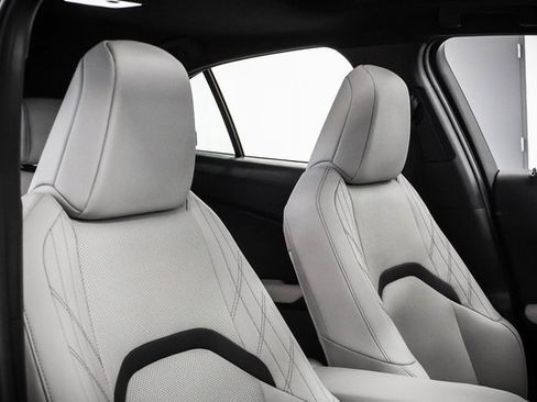 Certified 2025 Lexus UX 300h FWD image 26