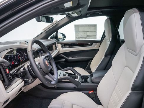 New 2026 Porsche Cayenne S AWD/4WD image 24