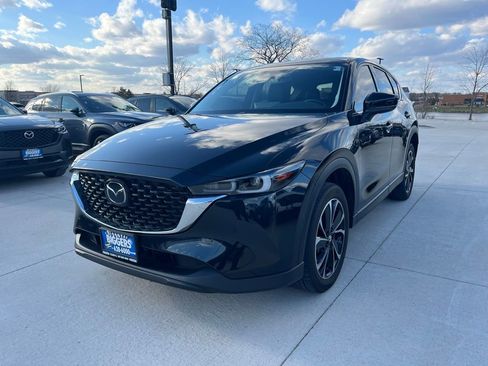 Used 2023 MAZDA CX-5 AWD 2.5 S w/ Premium Package image 4