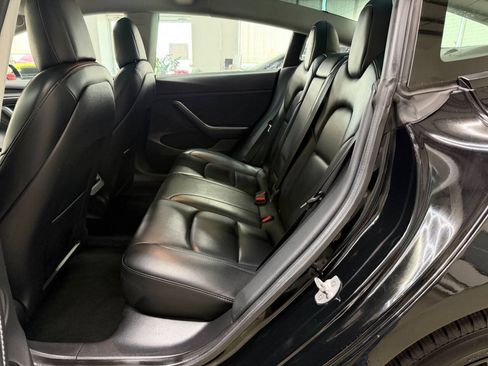 Used 2021 Tesla Model 3 Standard Range Plus RWD image 13