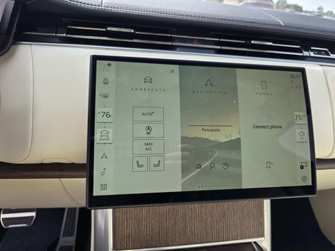 Used 2024 Land Rover Range Rover SE image 10