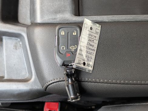 Used 2019 Chevrolet Silverado 1500 LT w/ All-Star Edition RWD image 34