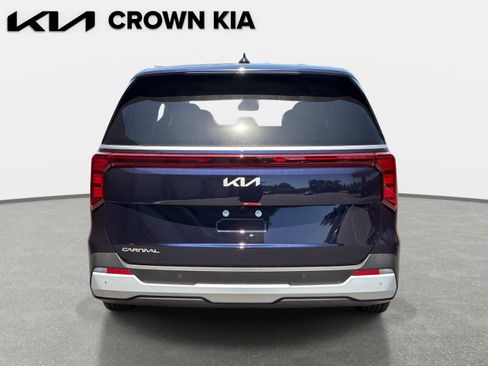 New 2026 Kia Carnival FWD image 6