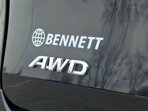 Certified 2024 Toyota Sienna Limited image 31