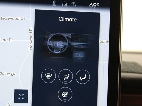 Used 2022 Lincoln Nautilus Reserve w/ Equipment Group 201A image 37