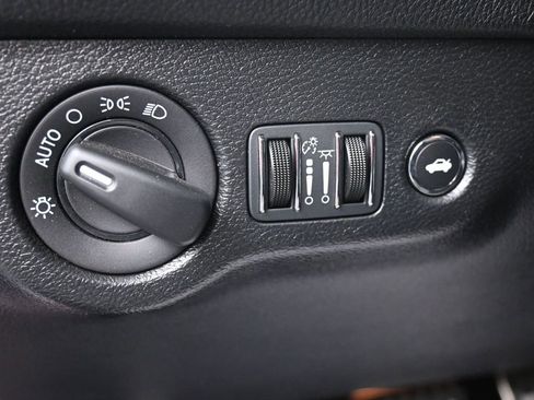 Used 2023 Dodge Challenger R/T w/ Blacktop Package image 18