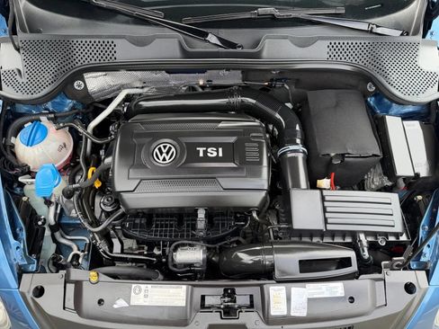 Used 2017 Volkswagen Beetle 1.8T S FWD image 19
