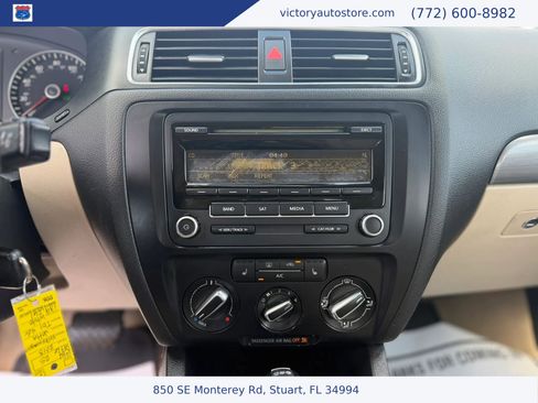 Used 2013 Volkswagen Jetta TDI FWD image 21