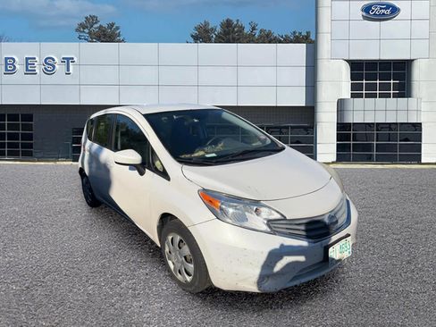 Used 2015 Nissan Versa Note SV FWD image 1