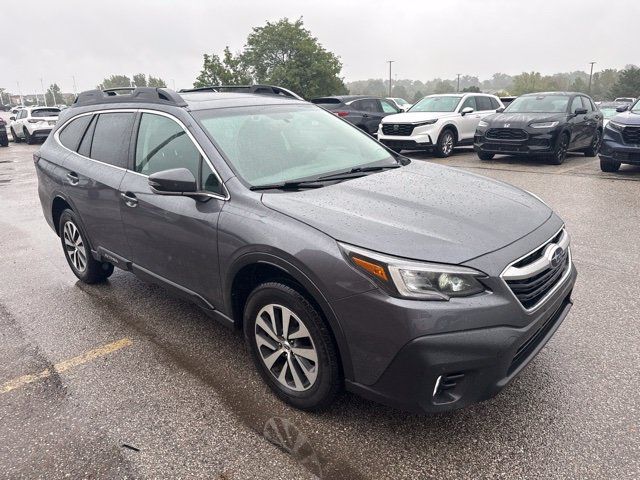 Used 2022 Subaru Outback Premium AWD/4WD image 2