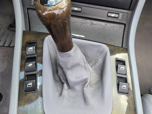 Used 2001 BMW 325Ci Convertible RWD image 27