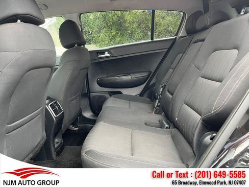 Used 2019 Kia Sportage LX AWD/4WD image 32