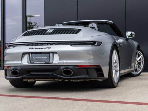 Certified 2024 Porsche 911 Carrera GTS image 12
