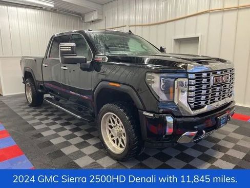 Used 2024 GMC Sierra 2500 Denali image 3