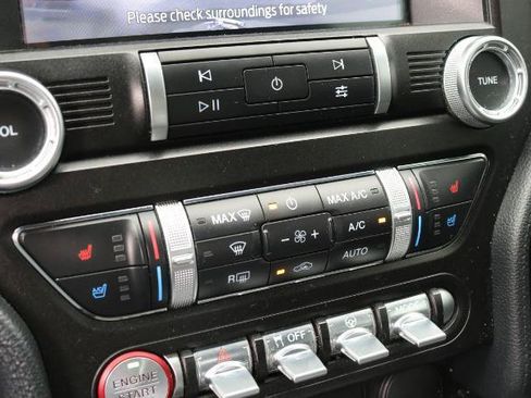 Used 2020 Ford Mustang Premium RWD image 17