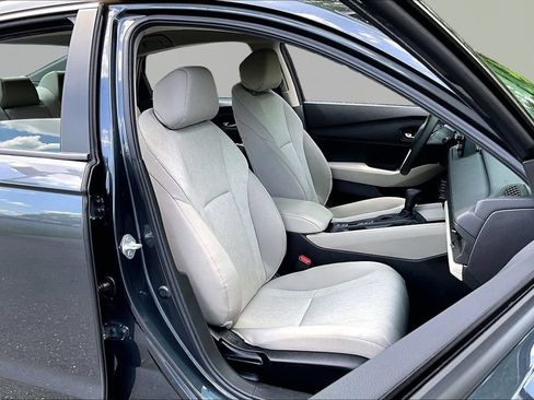 Used 2025 Honda Accord LX image 21