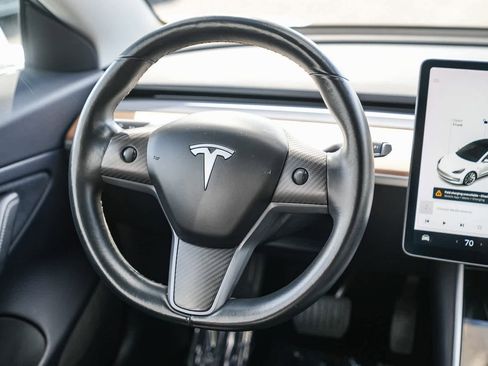 Used 2018 Tesla Model 3 Long Range image 14