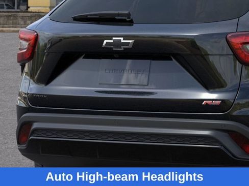 New 2026 Chevrolet Trax RS w/ Driver Confidence Package image 15