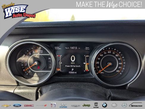 Used 2018 Jeep Wrangler Unlimited Sport S AWD/4WD image 12