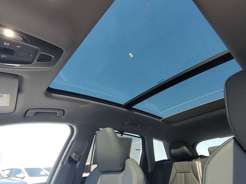 New 2025 Audi Q6 e-tron Premium Plus image 19