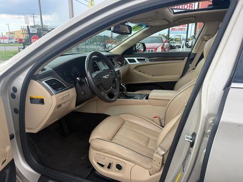 Used 2015 Hyundai Genesis 3.8 w/ Option Group 03 RWD image 8