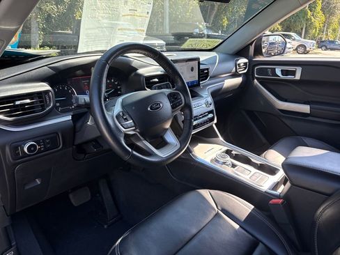 Certified 2023 Ford Explorer XLT w/ Equipment Group 202A image 6