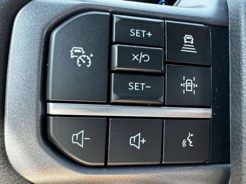 New 2025 Ford F150 Lariat w/ Equipment Group 501A Mid image 18