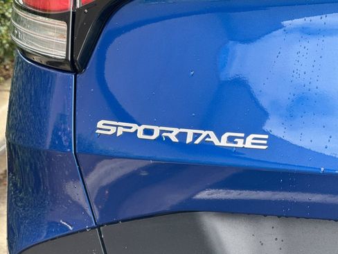 Certified 2025 Kia Sportage EX image 21