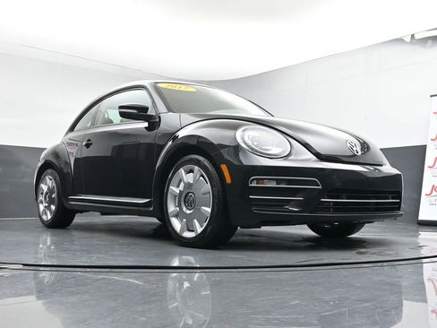 Used 2017 Volkswagen Beetle 1.8T SEL image 35