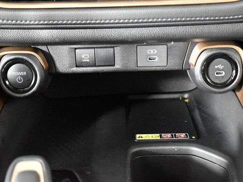 Used 2025 Toyota Grand Highlander AWD Hybrid image 46