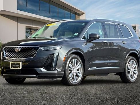 Used 2020 Cadillac XT6 Premium Luxury image 8