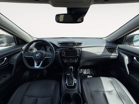 Used 2019 Nissan Rogue SL AWD/4WD image 11