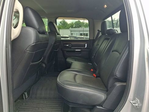 Used 2016 RAM 2500 Laramie w/ Sport Appearance Group AWD/4WD image 10