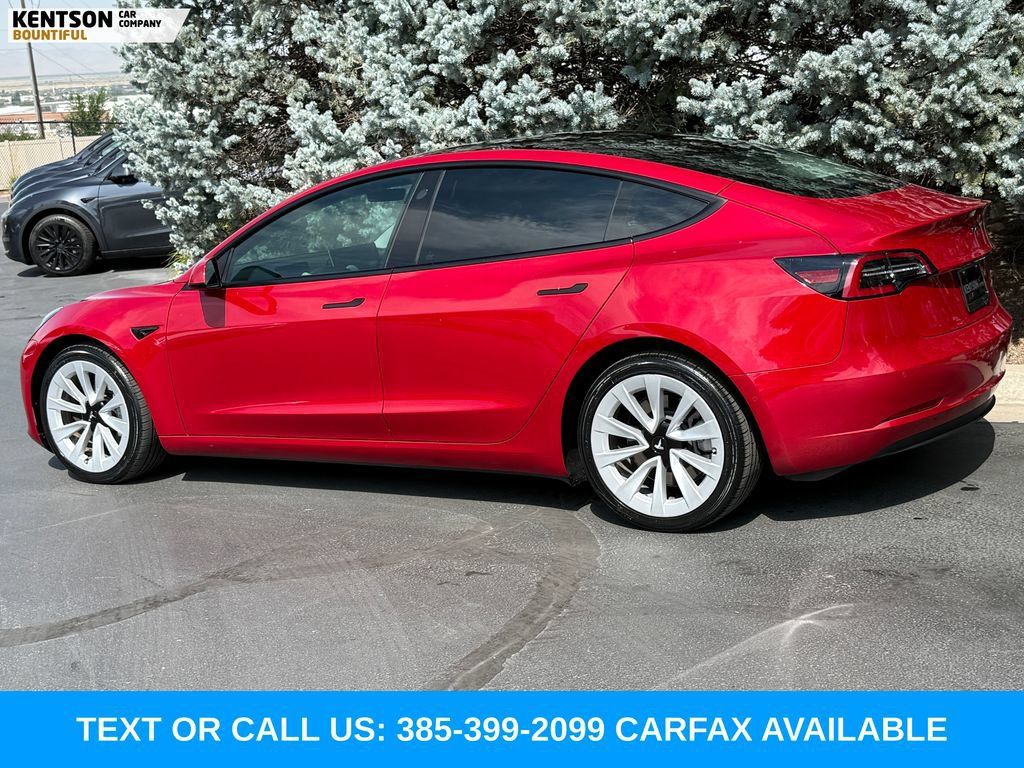 Used 2022 Tesla Model 3 Long Range AWD/4WD image 5